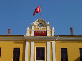 MektebI Sultani Bugünkü Galatasaray Lisesi Galata Sarayı Enderun U Hümayunu