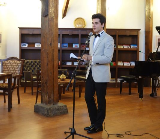 Genç Osmanlı Piyanist Bestekar Güneş Yakartepe Özgeçmişi Biyografisi Şiirleri Besteleri Piyano Konseri Ve Söyleşi İstanbul